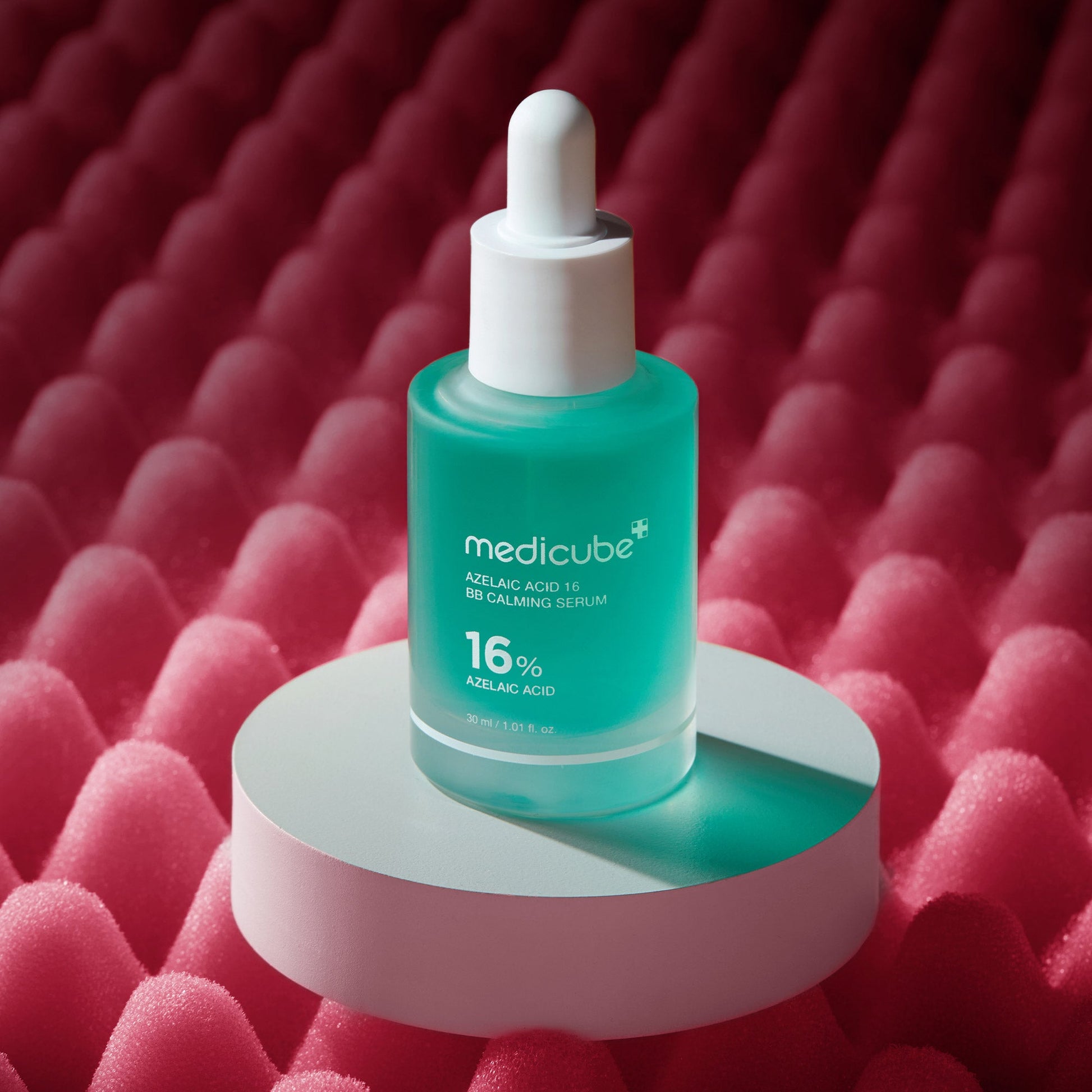 azelaic-acid-16-calming-serum-v7 02_808f3474-f3b9-4b8f-8eb4-90a2c30ddf5c.jpg