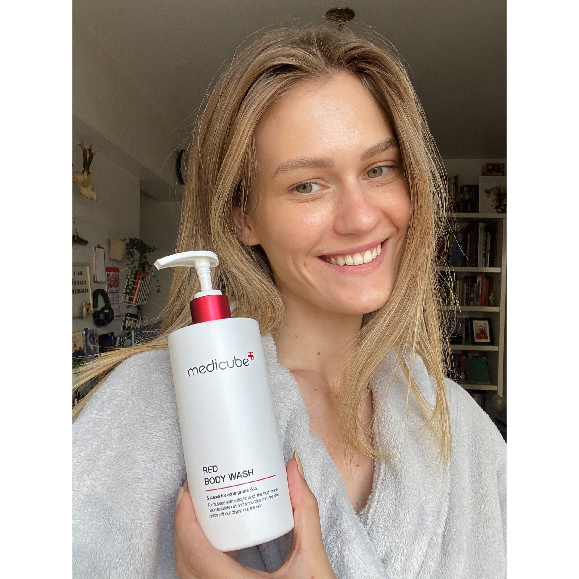 red-line-ultimate-face-and-body-care-set-m9 redbodywash_tn3_56d2342d-3584-4245-8859-53cd1e06976f.jpg